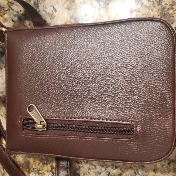 NWT-  Pramadda, Vegan leather,  unisex, body sling bag - Picture 6 of 16